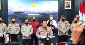 BREAKING NEWS! Kapolri Tetapkan 6 Tersangka Tragedi Kanjuruhan, Ini Daftar Nama dan Perannya